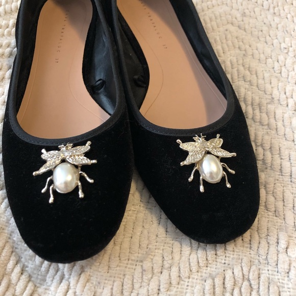 ZARA trafaluc velvet insect flats - Picture 2 of 7